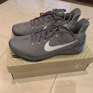 Brand New Men’s Nike Kobe A.D. Cool Grey